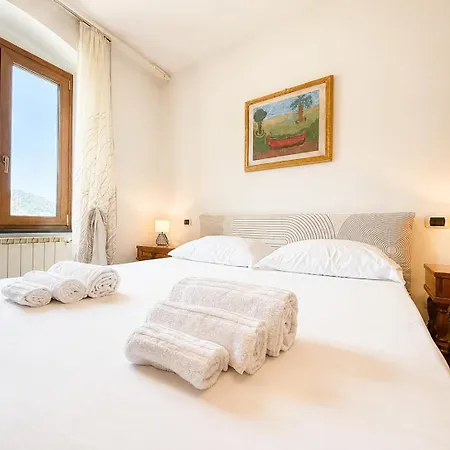 Apartmán La Finestra Sul Mare Con Parcheggio Privato Le Grazie (Liguria)