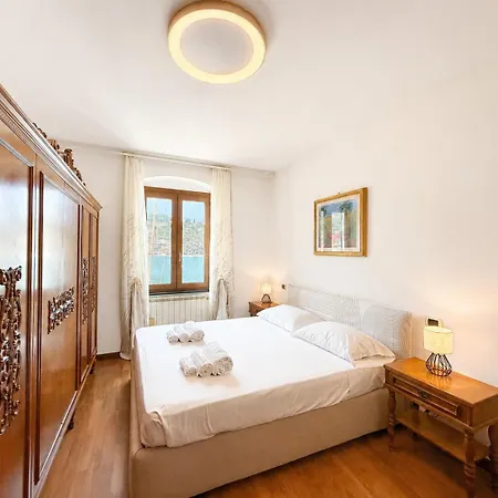 Apartmán La Finestra Sul Mare Con Parcheggio Privato Le Grazie (Liguria)